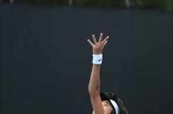 世界杯下注-网球发球网球发球动作