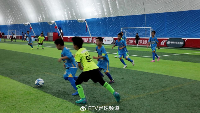 足球联赛足球联赛手抄报