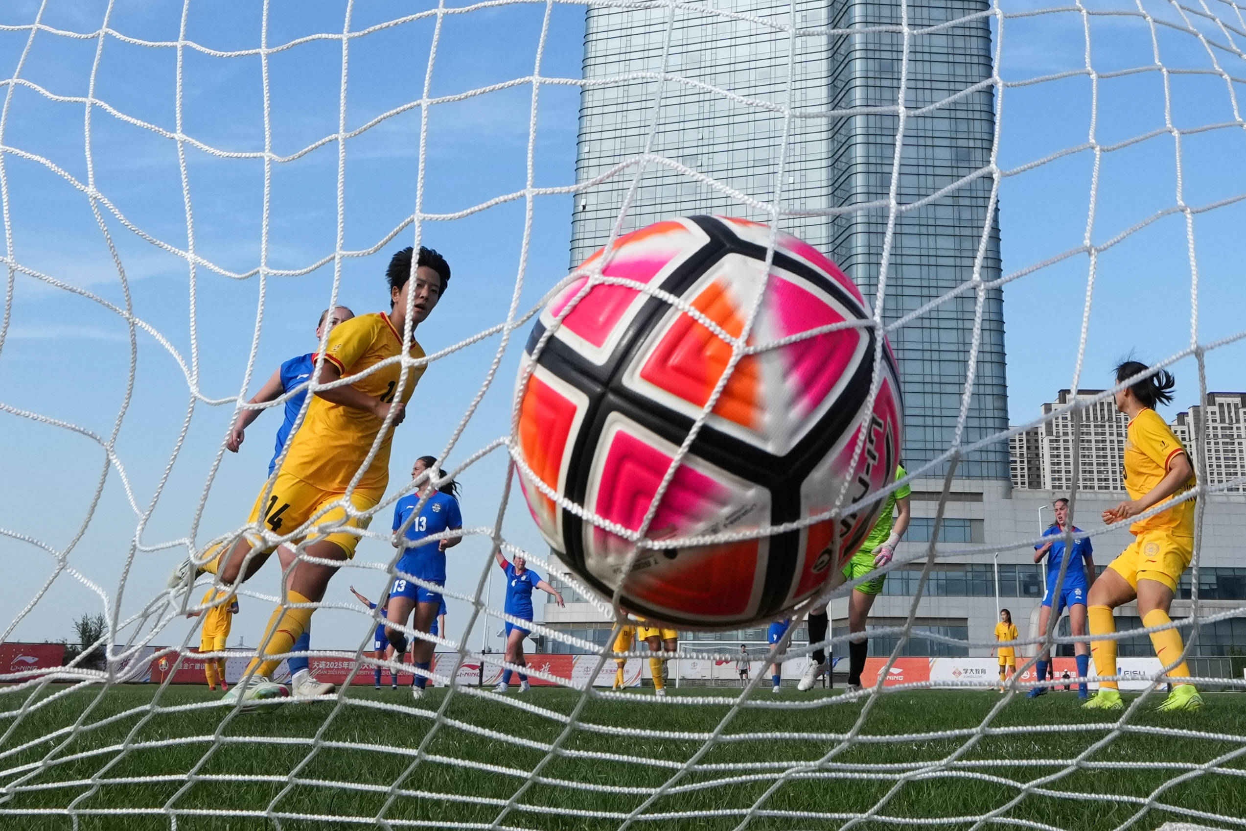 足球联赛足球联赛手抄报