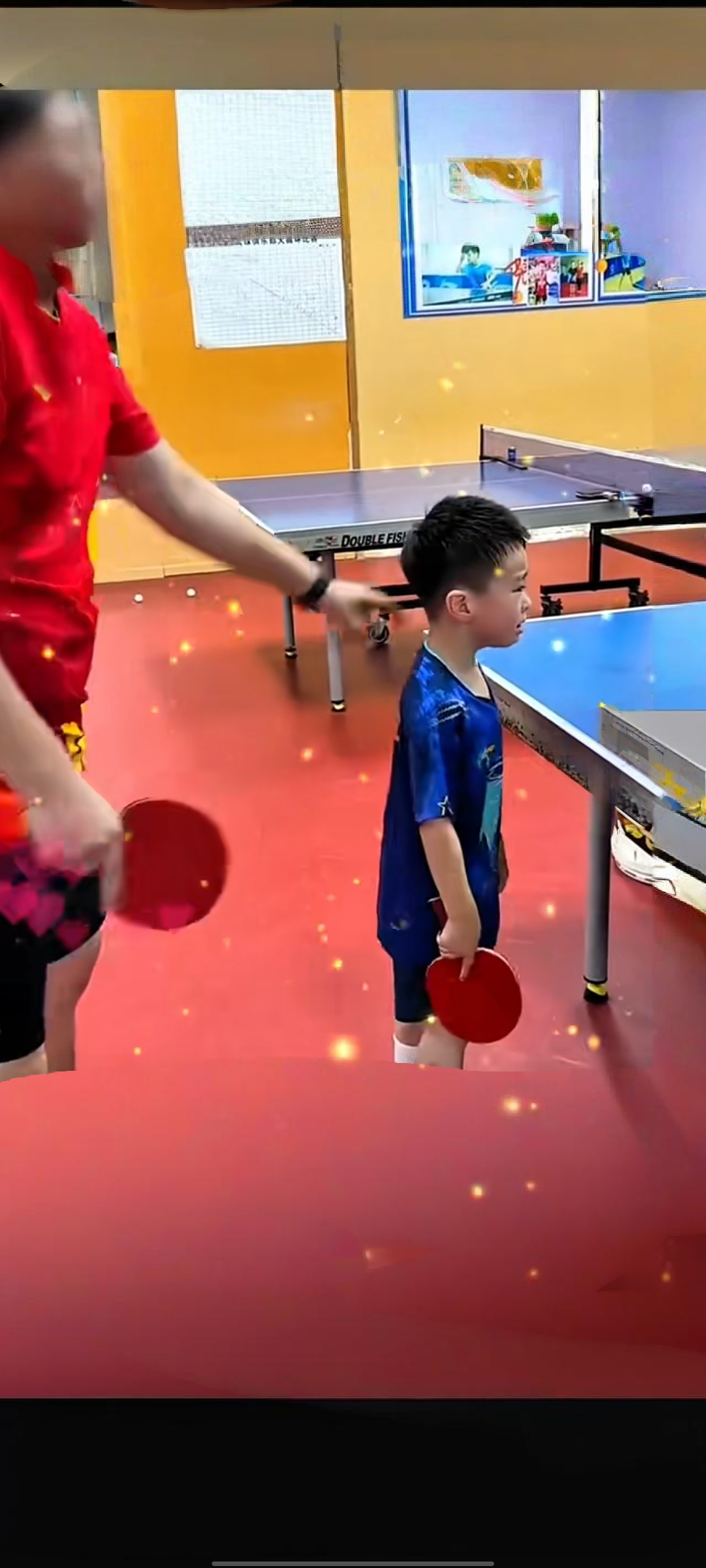 乒乓球用球乒乓球用球拍哪个部位击球